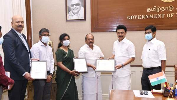  லீடர் விருது 