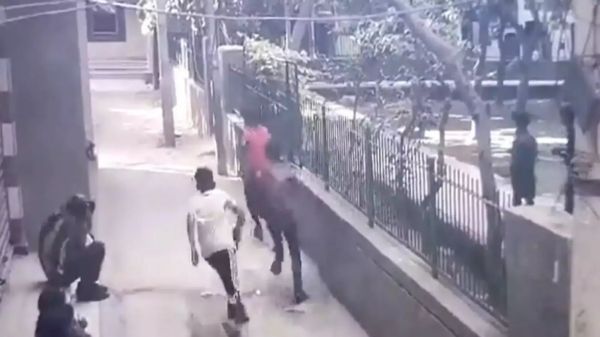 போலீசார் போலீசார்