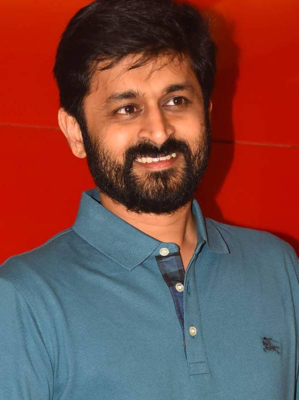 கண்ணும் கருத்துமாக 