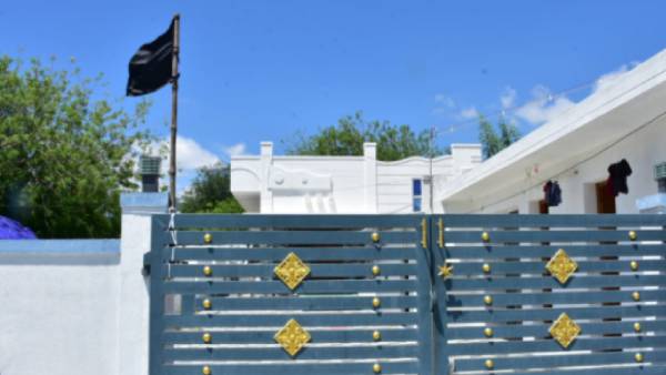 கறுப்புக்கொடி 