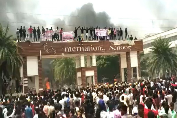 அரசு எச்சரிக்கை 