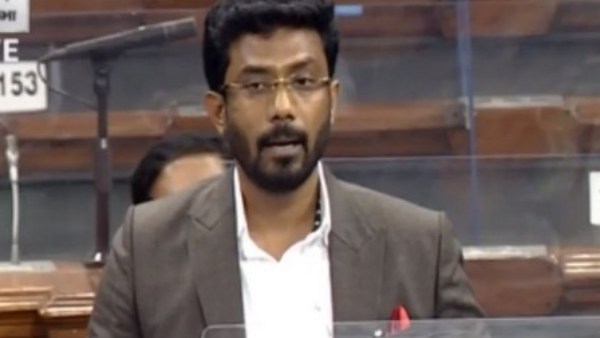 அதிமுக எம்பியாகவே தொடரும் ஓபிஎஸ் மகன் 