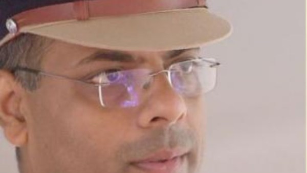 நவநீர் சர்மா ஐபிஎஸ் 