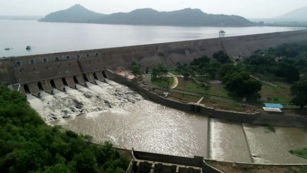 உபரி நீர் முழுமையாக வெளியேற்றம் 