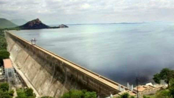 ஒரு லட்சம் கனஅடி நீர் 