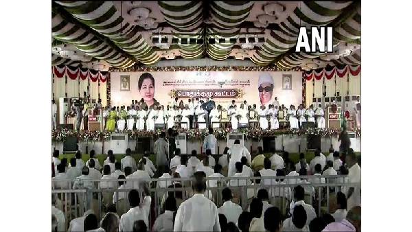 ஜெயலலிதாவும் நீக்கம் 