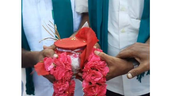  மகனின் அஸ்தியை விண்ணுக்கு அனுப்ப