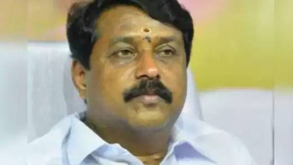 நயினார் 