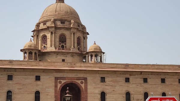  ஒப்பீட்டளவில் அதிகம்