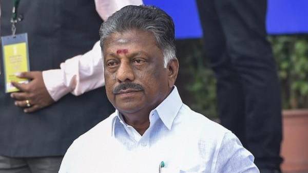 44 பேரை நீக்கிய ஓபிஎஸ் 