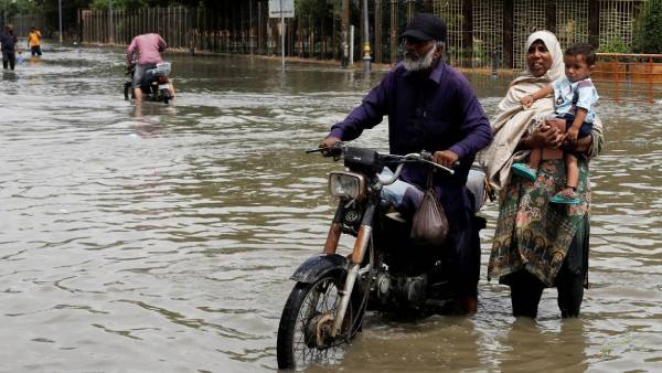 2 அடிக்கு பள்ளம் 2 அடிக்கு பள்ளம்