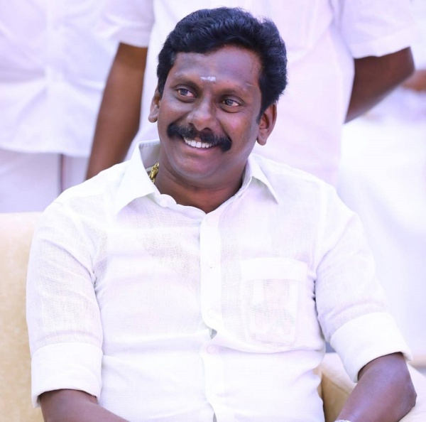 ஜாமீனில் வெளிவர முடியாத பிரிவுகளில்