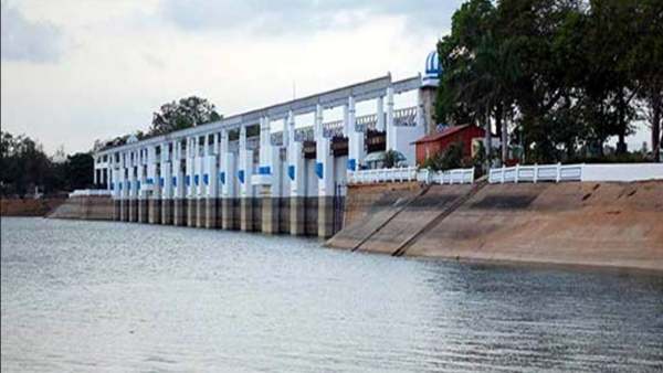 தண்ணீர் பற்றாக்குறை தண்ணீர் பற்றாக்குறை