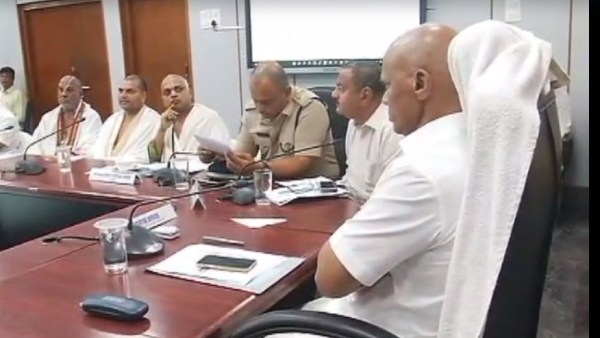  இலவச தரிசனம் மட்டுமே அனுமதி 