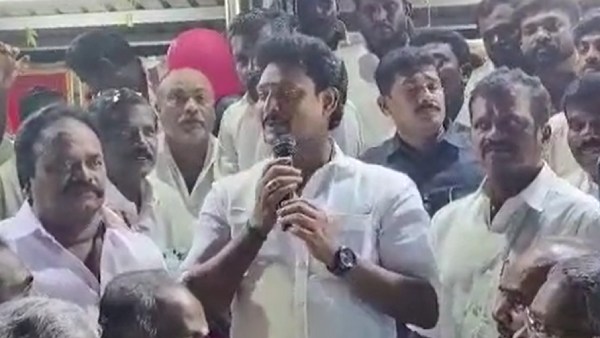 பறந்து போகிறது