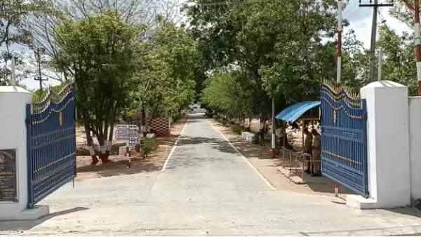 Police Special Investigation Team Investigation at Kallakurichi Private School Police Special Investigation Team Investigation at Kallakurichi Private School