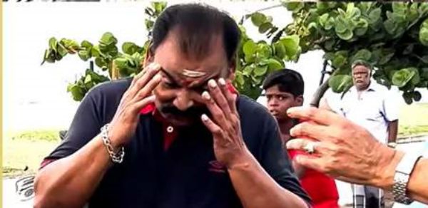  காவல்நிலையத்திலும் புகார் 