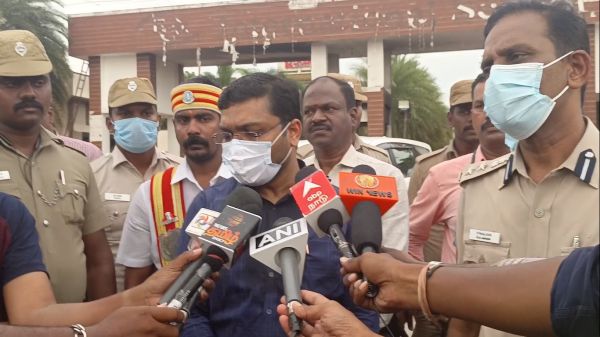 கலெக்டர் -எஸ்பி மாற்றம் 