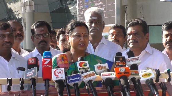  பள்ளி மாணவிகள் 