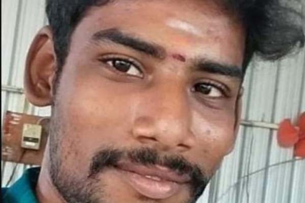  கண்ணீர் புகார்