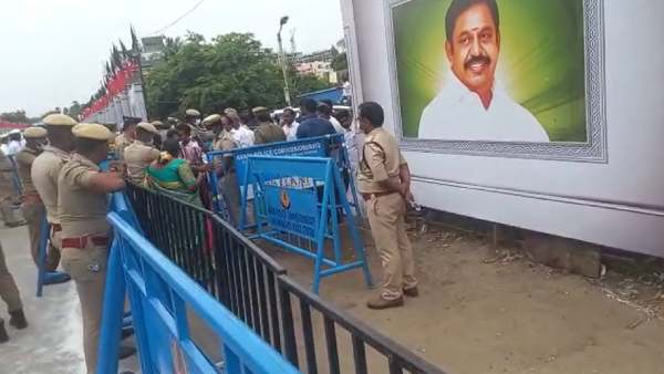 தொண்டர்கள் உற்சாகம் 
