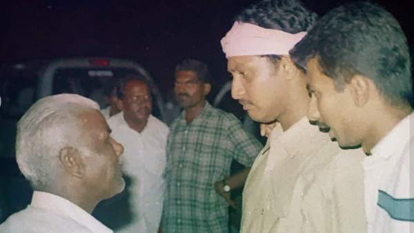  அமைச்சர் பொறுப்பு