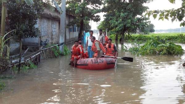 மீட்புக் குழுக்கள் 