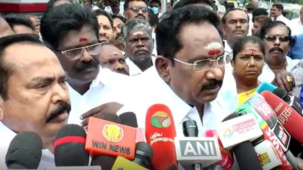 அதிமுகவுக்கு இழப்பா? 