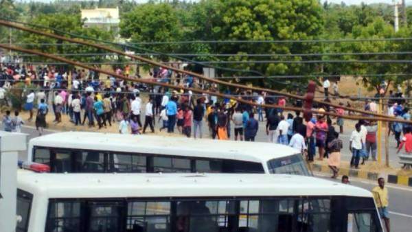 மிரட்டி உருட்டி 