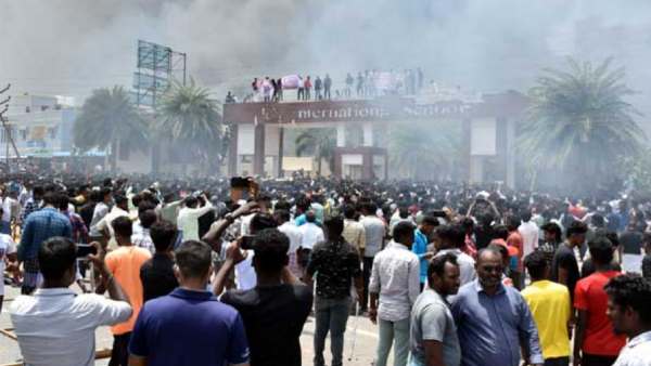 வன்முறை 