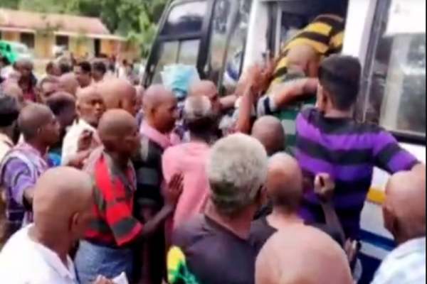  திமுகவுக்கு தொடர்பு 