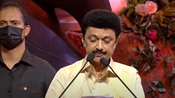 யாதும் ஊரே யாவரும் கேளீர் யாதும் ஊரே யாவரும் கேளீர்