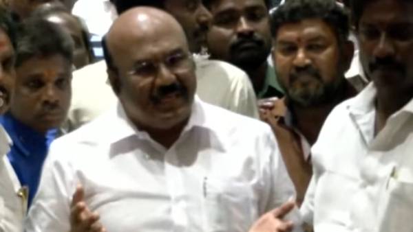 பொதுக்குழுவின் அதிகாரம் 