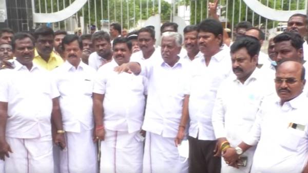 டிடிவி தினகரன் மீது வழக்கு 