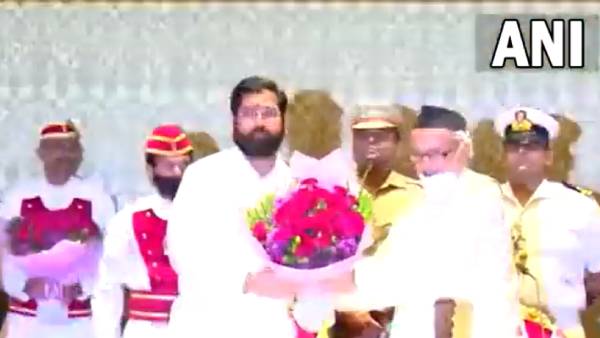  சக்தியை நிரூபித்த ஷிண்டே 