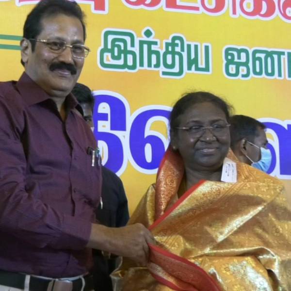 வேட்புமனுத் தாக்கல் வேட்புமனுத் தாக்கல்