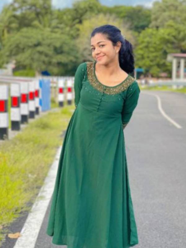 இன்ஸ்டா ரீல்ஸ் 