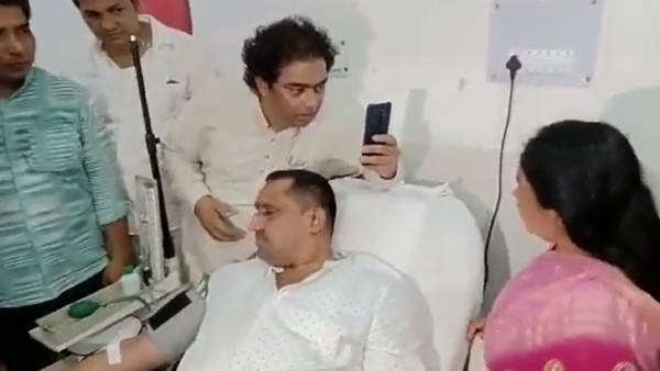 கண்ணீர் சிந்திய பெண் 