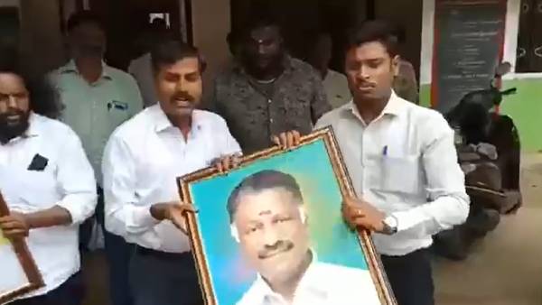 ஓபிஎஸ் தரப்பு நிர்வாகிகள் அதிருப்தி 