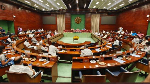 அனைத்துக்கட்சி கூட்டம் 