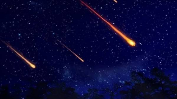  தொலைநோக்கி மீது விண்கல் மோதியதா?