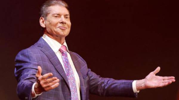 வின்ஸ் மெக்மோகன் 