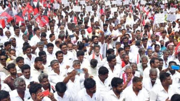 முதல் முறை 