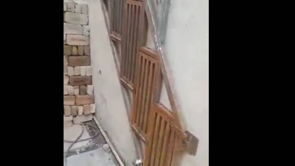  4 லட்சம் பார்வையாளர்கள்