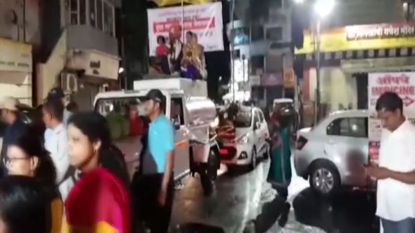 குவியும் பாராட்டுகள் 
