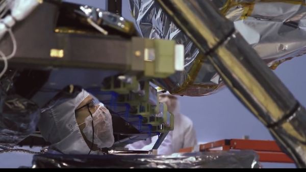 எவ்வளவு பழையது 