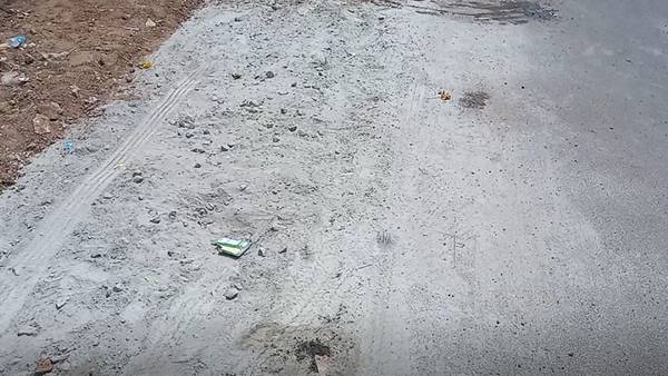 ஜீப்போடு தார்சாலை 