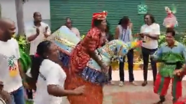  தொடக்க விழா