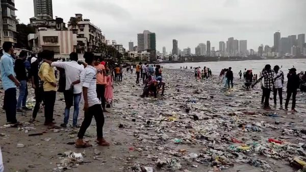  சுத்தப்படுத்திய மாநகராட்சி