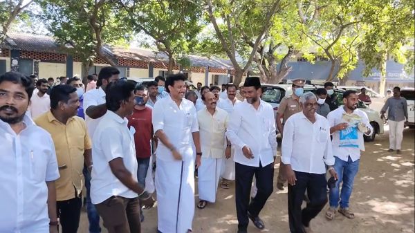 அமைச்சர் ஆய்வு 